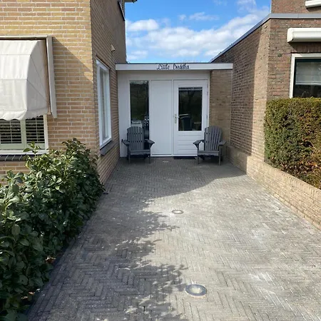 Little Buddha Semesterbostad